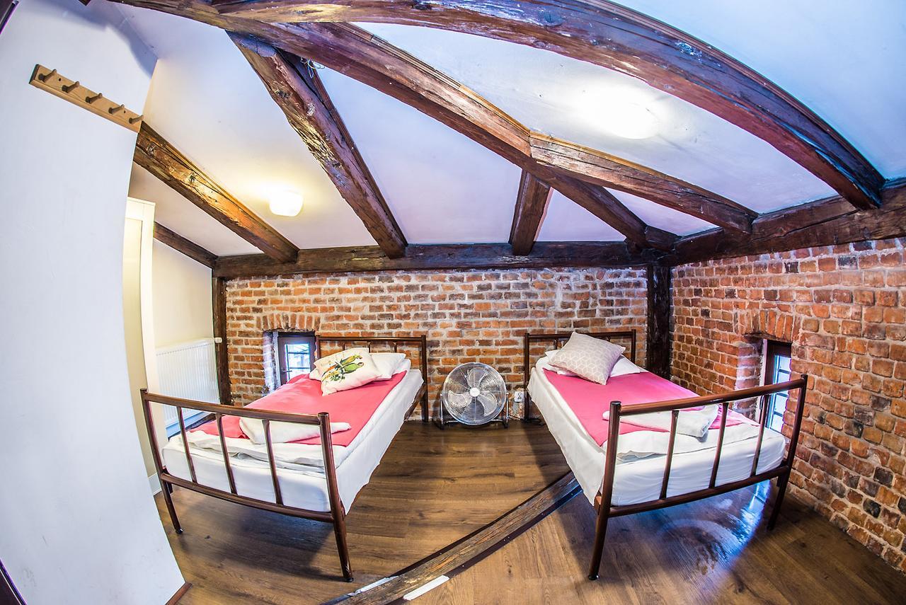 Pink Panther'S Hostel Cracovia Exterior foto