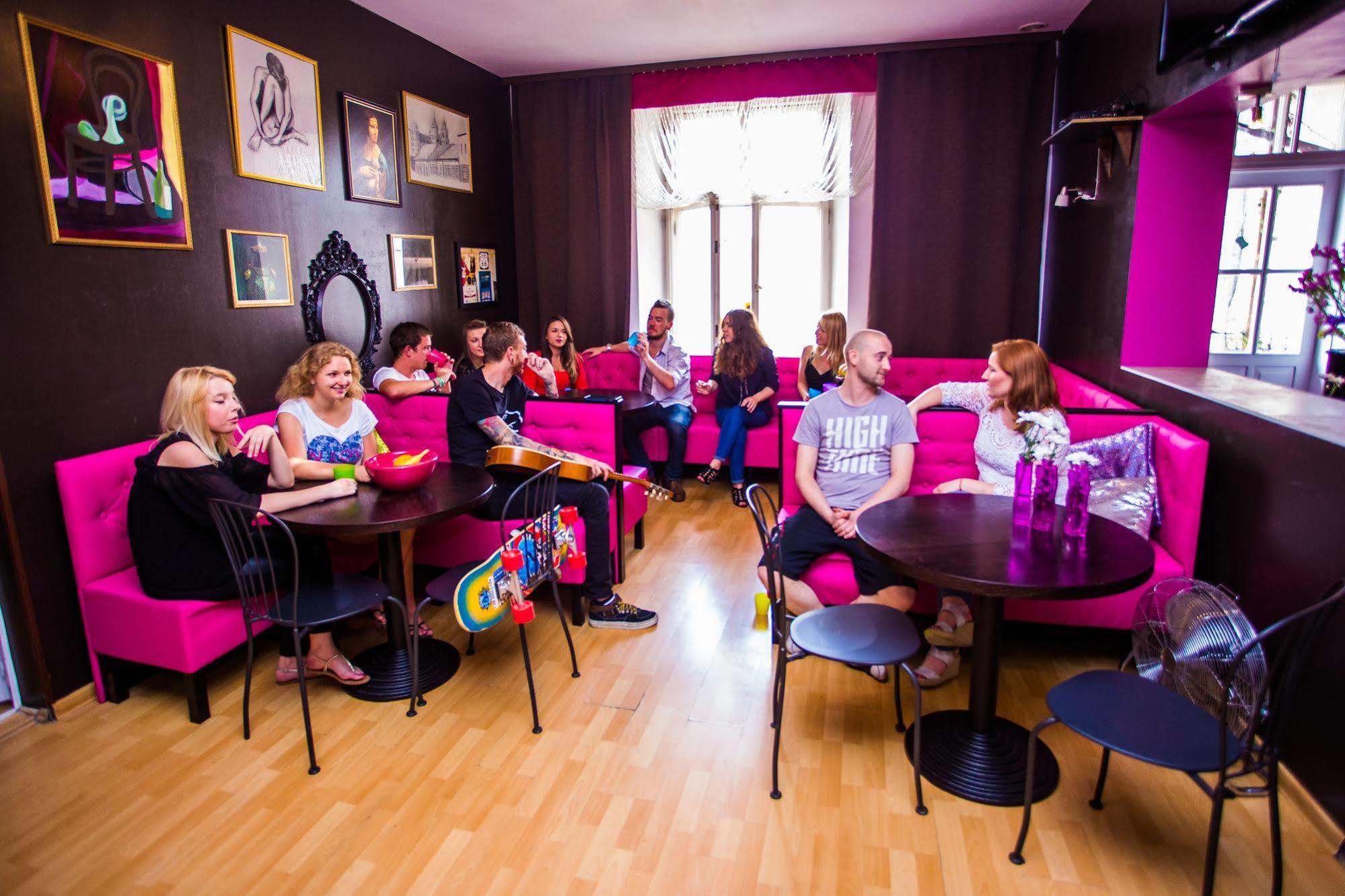 Pink Panther'S Hostel Cracovia Exterior foto